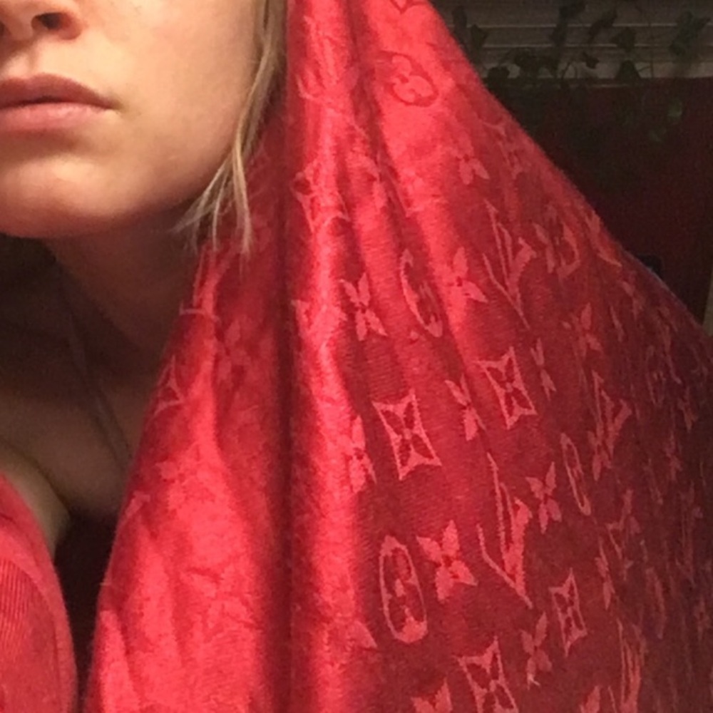 Louis Vuitton scarf
